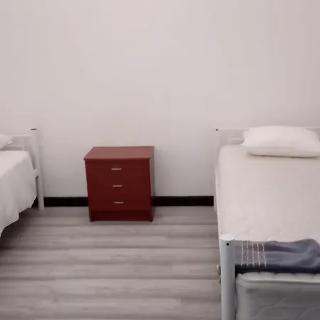 Casa Inteira E Ampla Com 10 Camas Refugio Familiar Em Granja Mourao Villa Room photo